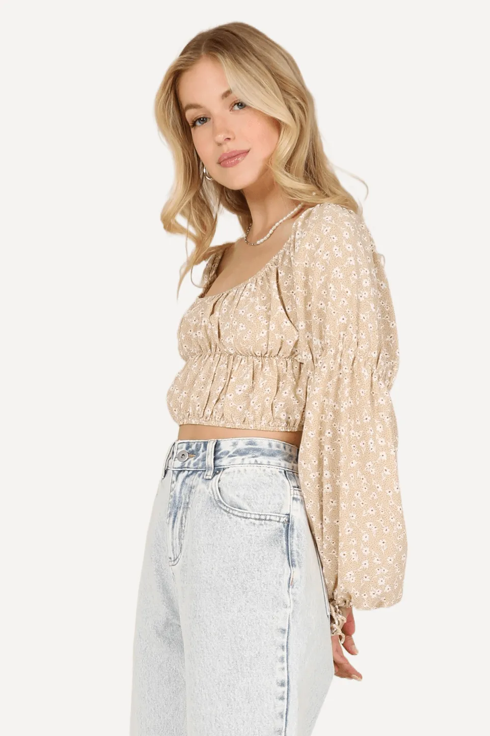 Juniors' Square Neck Floral Crop Top