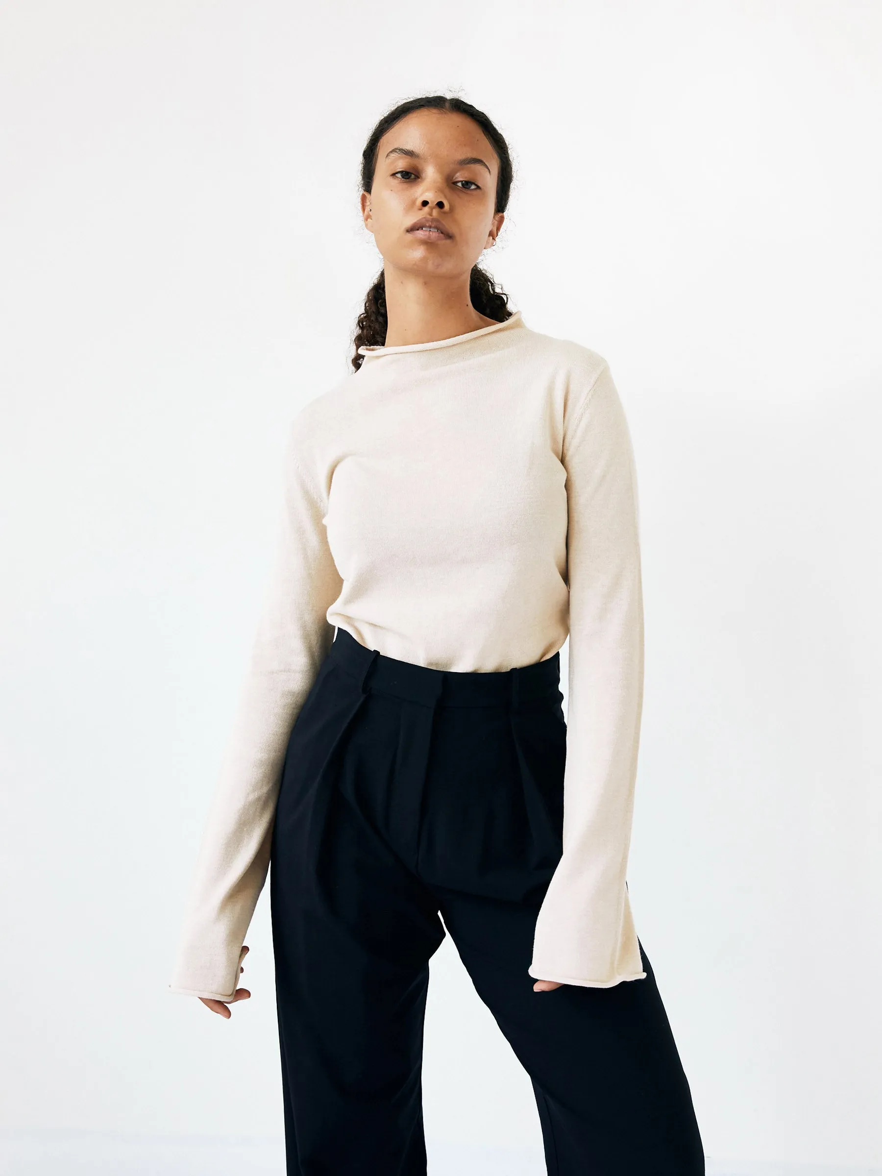 Mies Mock Neck Top