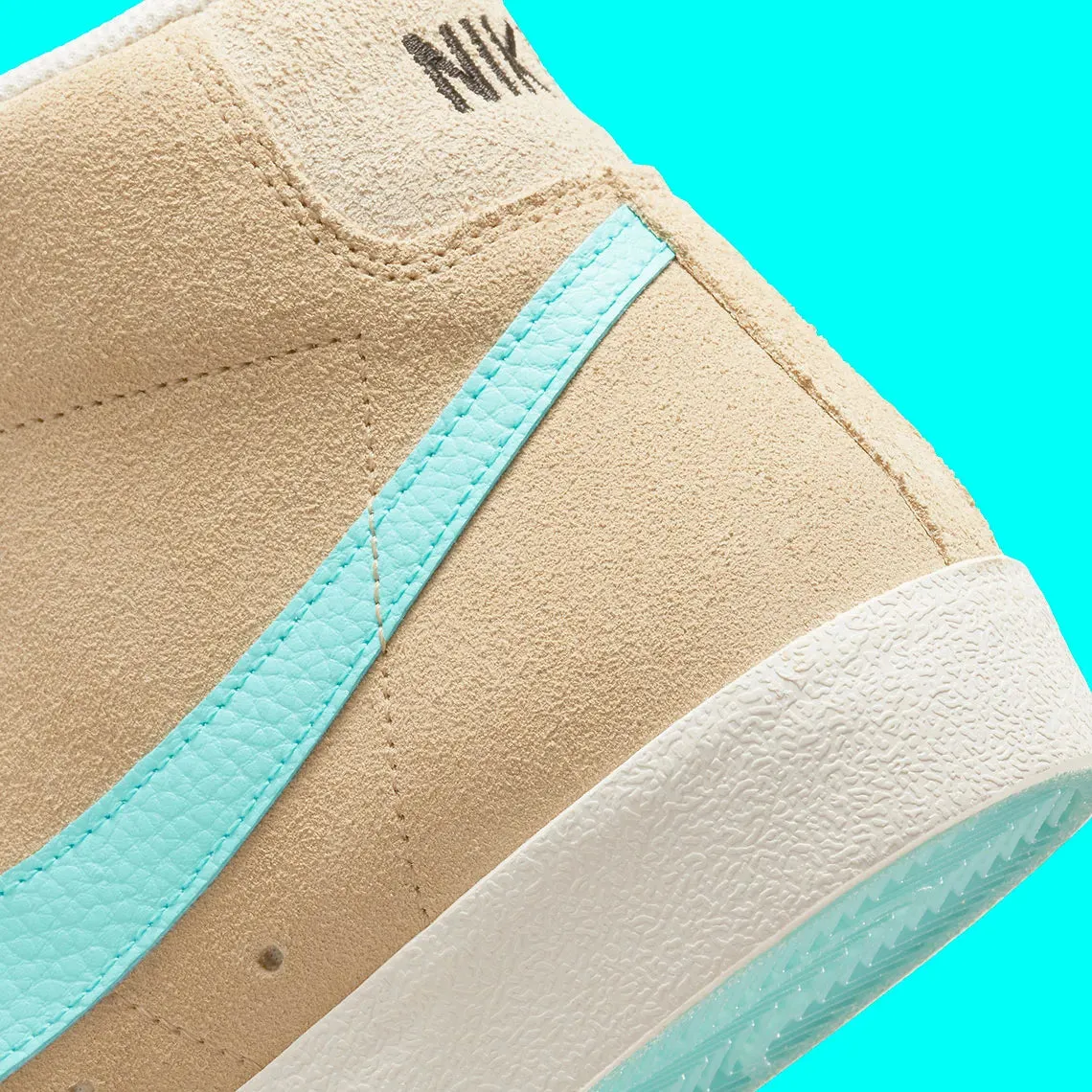 Nike Blazer Mid 77 Desert Ore Light Aqua